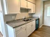 1914 Larrabee Street - Photo 7