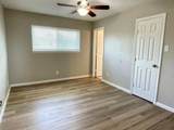 1914 Larrabee Street - Photo 8