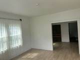 634 Bernard Street - Photo 2
