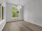 10039 Lakeside Oaks Dr - Photo 13