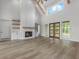 10039 Lakeside Oaks Dr - Photo 8