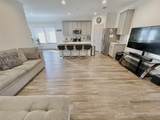 6811 Fleetwood Crescent Way - Photo 9