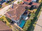 538 Villa Drive - Photo 3