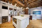 915 Knox Street - Photo 11