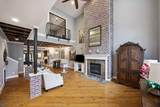 915 Knox Street - Photo 7
