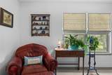 1018 Woodglen Way - Photo 15