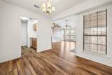 1202 Thorpe Lane - Photo 12