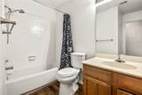 1202 Thorpe Lane - Photo 18