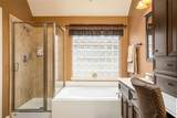 9611 Moonstone Mist Lane - Photo 20