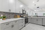 1105 Lyle Street - Photo 4