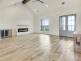 643 Chuckwagon Trail - Photo 10