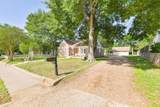 802 Day Street - Photo 3