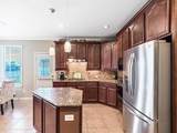 8310 Crescent Knolls Drive - Photo 15