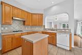 7902 Fall Hollow Drive - Photo 14