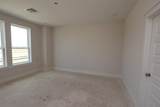 16710 Vibrant Avenue - Photo 14