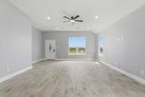 5014 Meadow Drive - Photo 3
