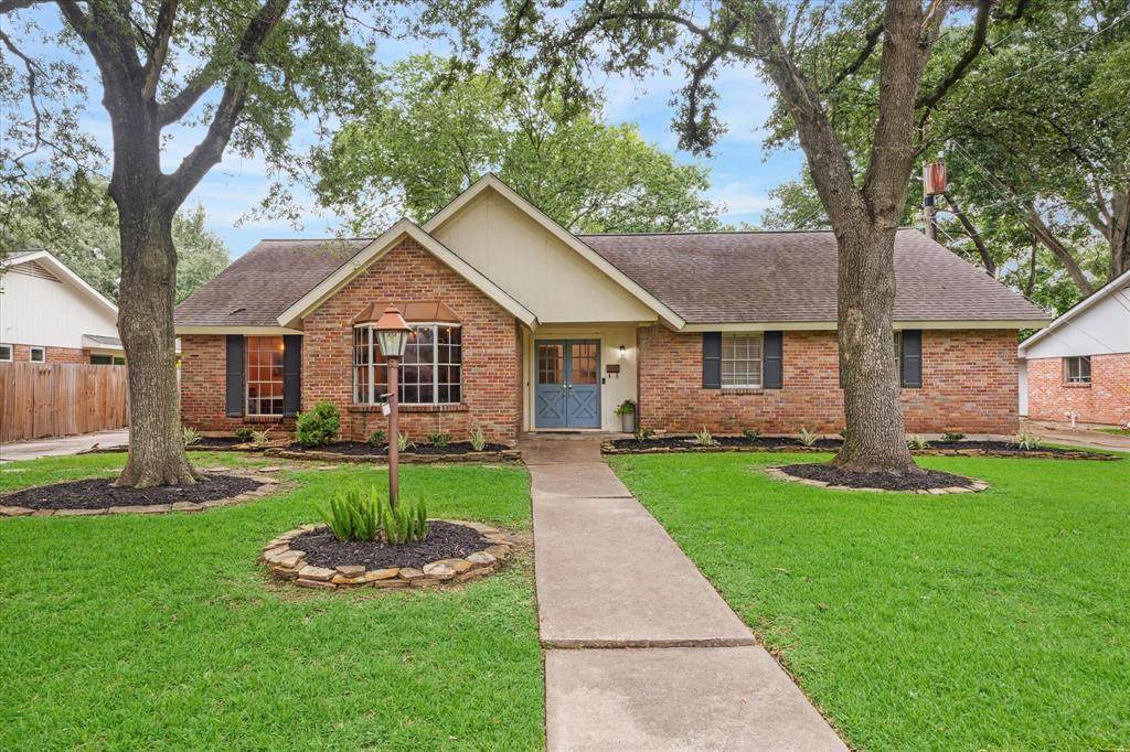 18407 Point Lookout Drive - Photo 1