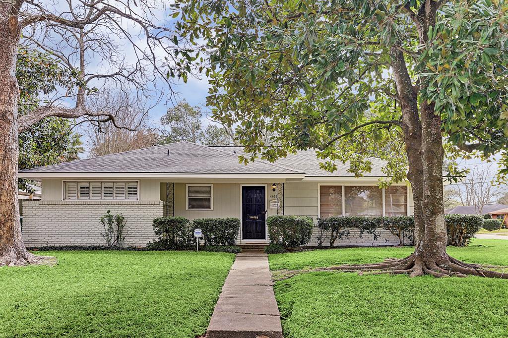 4633 Kingfisher Drive - Photo 1