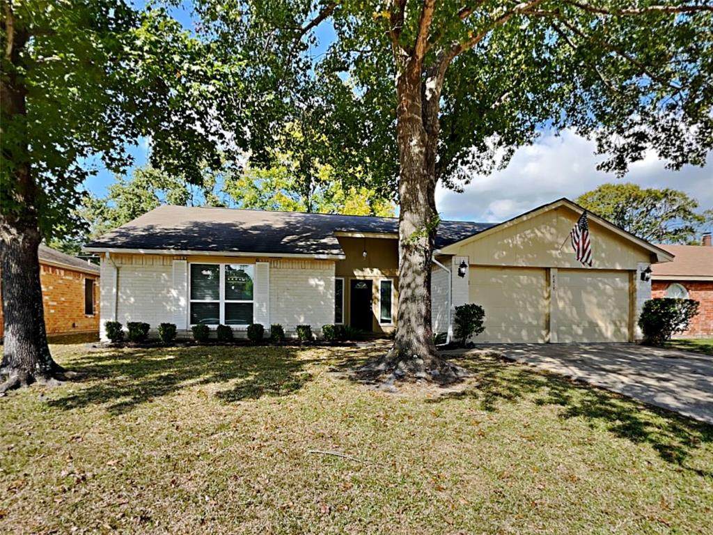 8218 Tattershall Circle - Photo 1