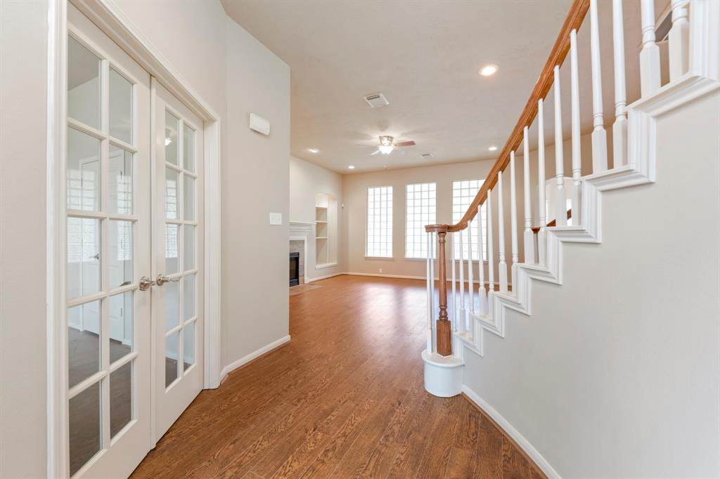 4444 Victory Drive - Photo 1