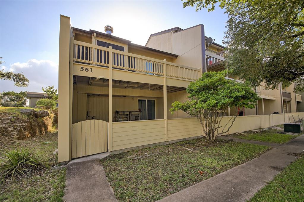561 Demarett Drive - Photo 1
