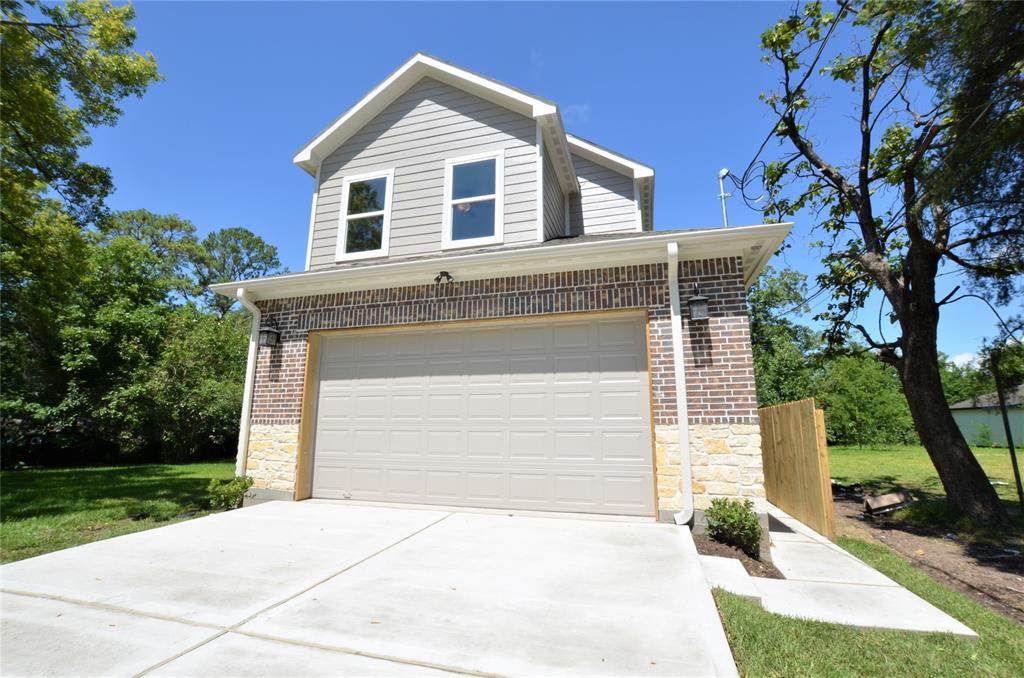 6715 Shotwell Street - Photo 1