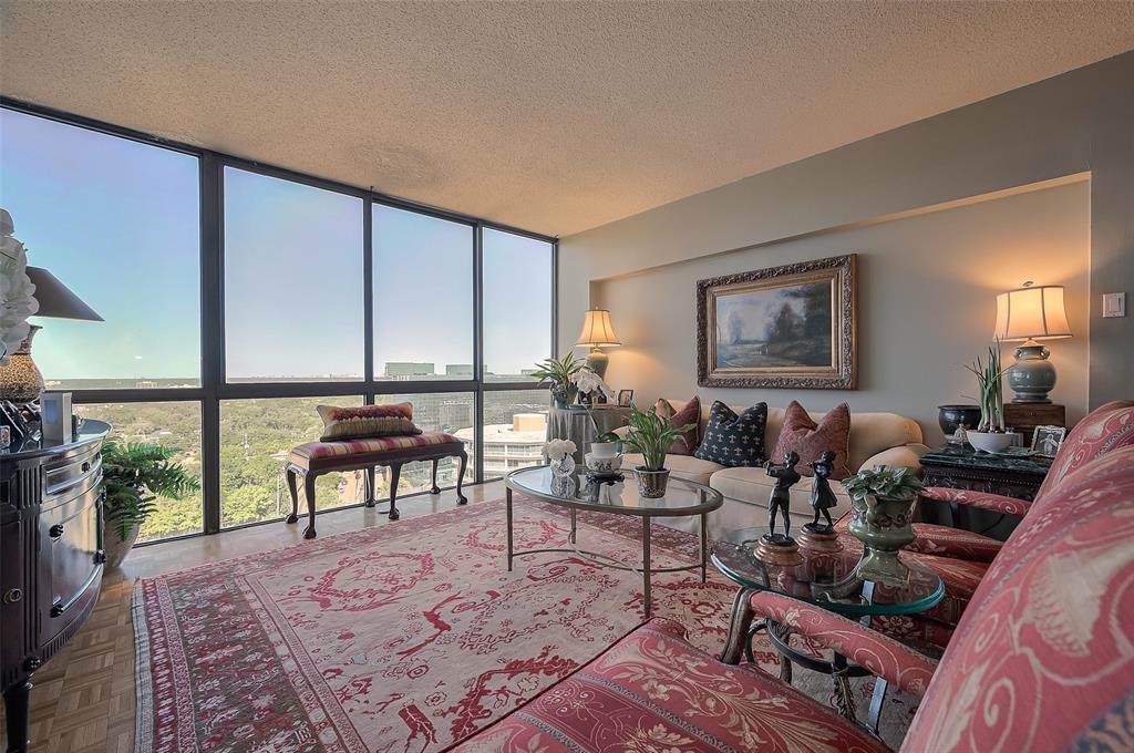 5001 Woodway Drive - Photo 1