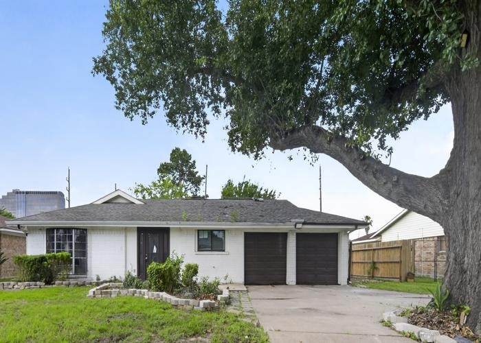 314 Abney Drive - Photo 1