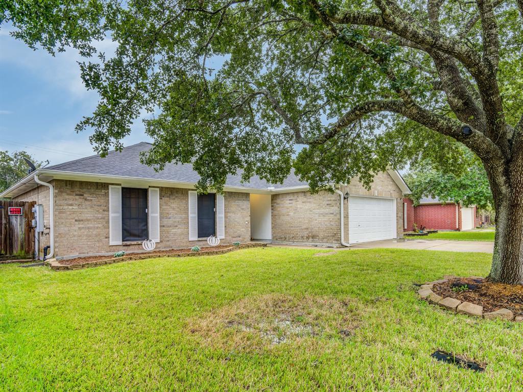 1044 County Road 855A - Photo 1