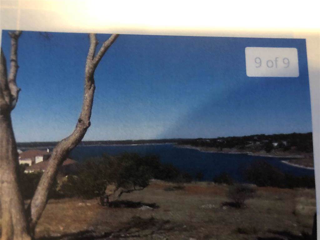 523 Oak Shores Drive - Photo 1