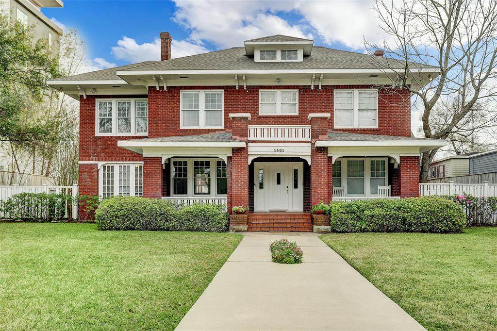 1401 Castle Court - Photo 1