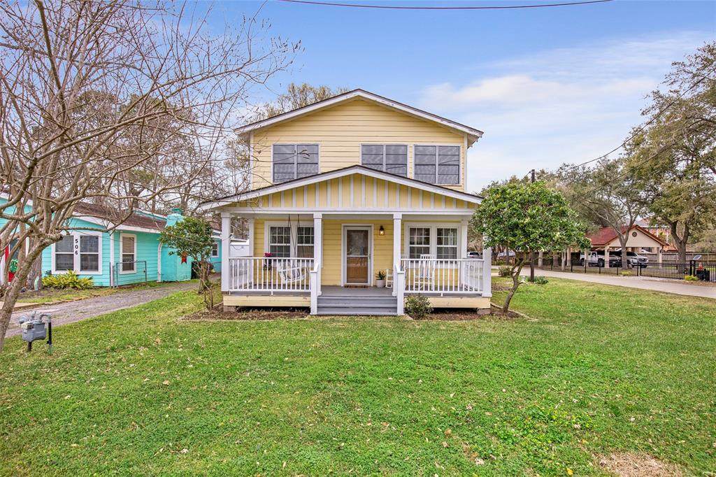 803 Hawthorne Road - Photo 1