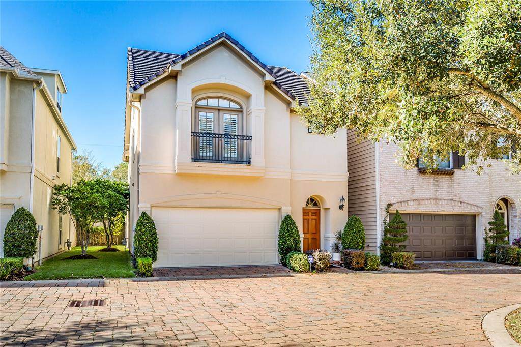 1211 Sherwood Forest Glen Court - Photo 1