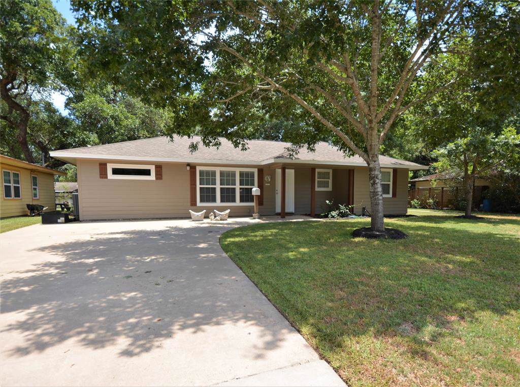 302 Caladium Street - Photo 1