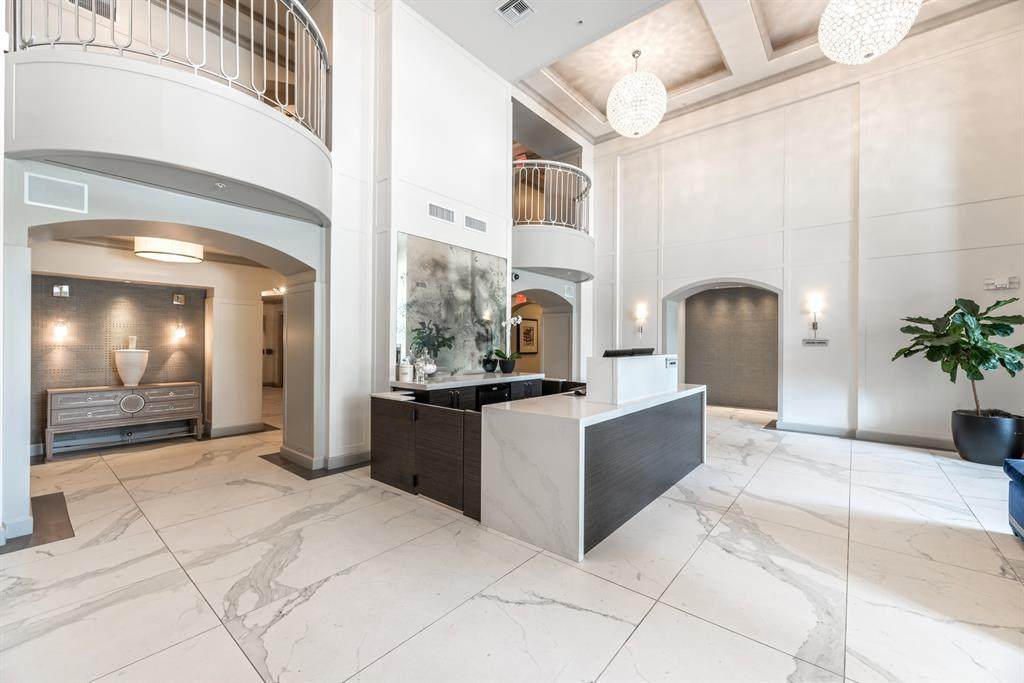 1200 Post Oak Boulevard - Photo 1