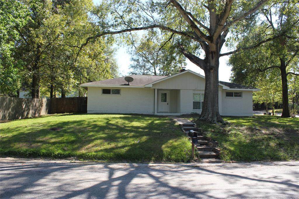 409 North Street - Photo 1
