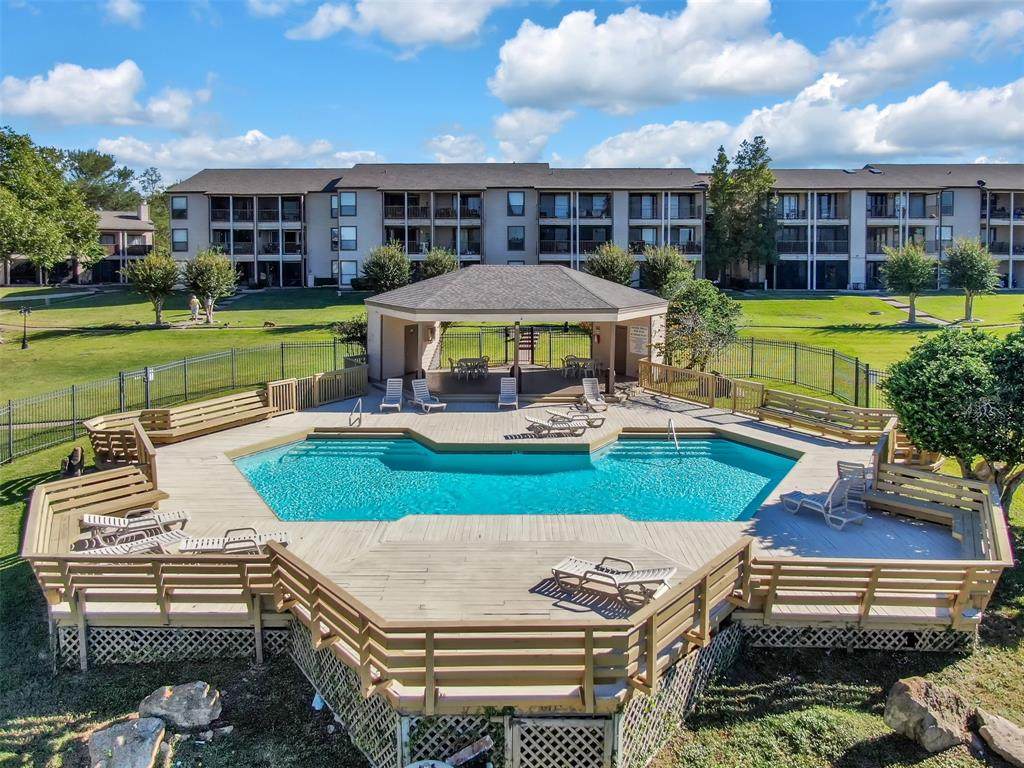 209 Lakeview Terrace - Photo 1