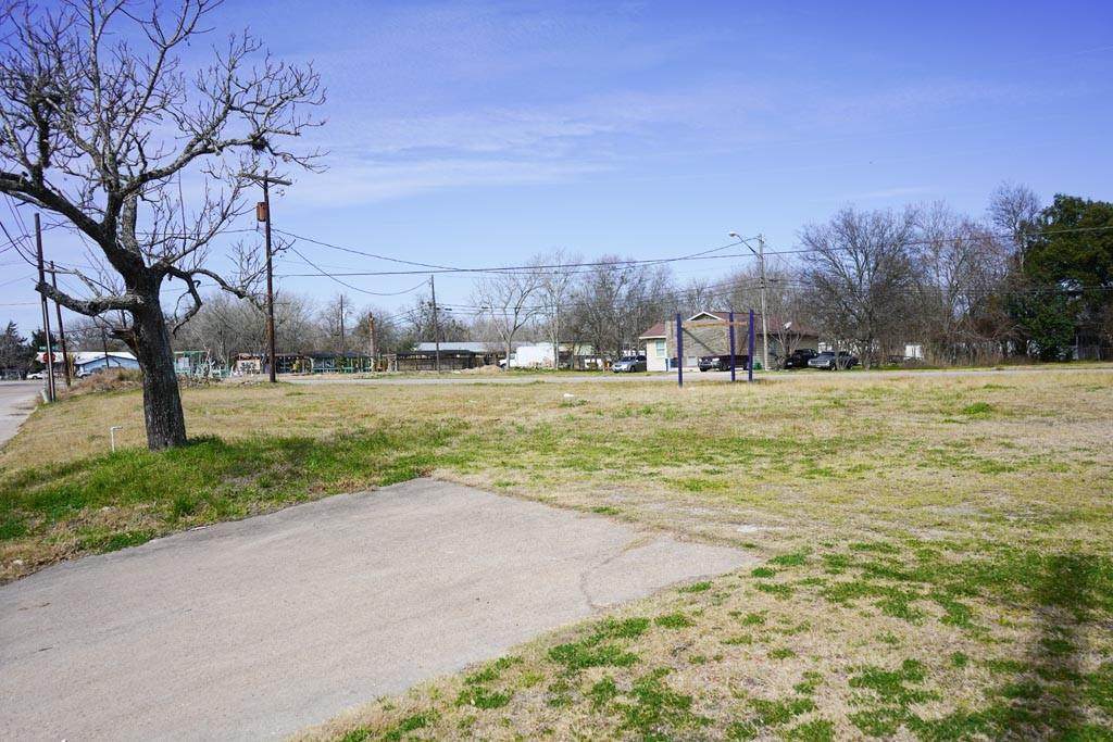 1111 Washington Avenue - Photo 1