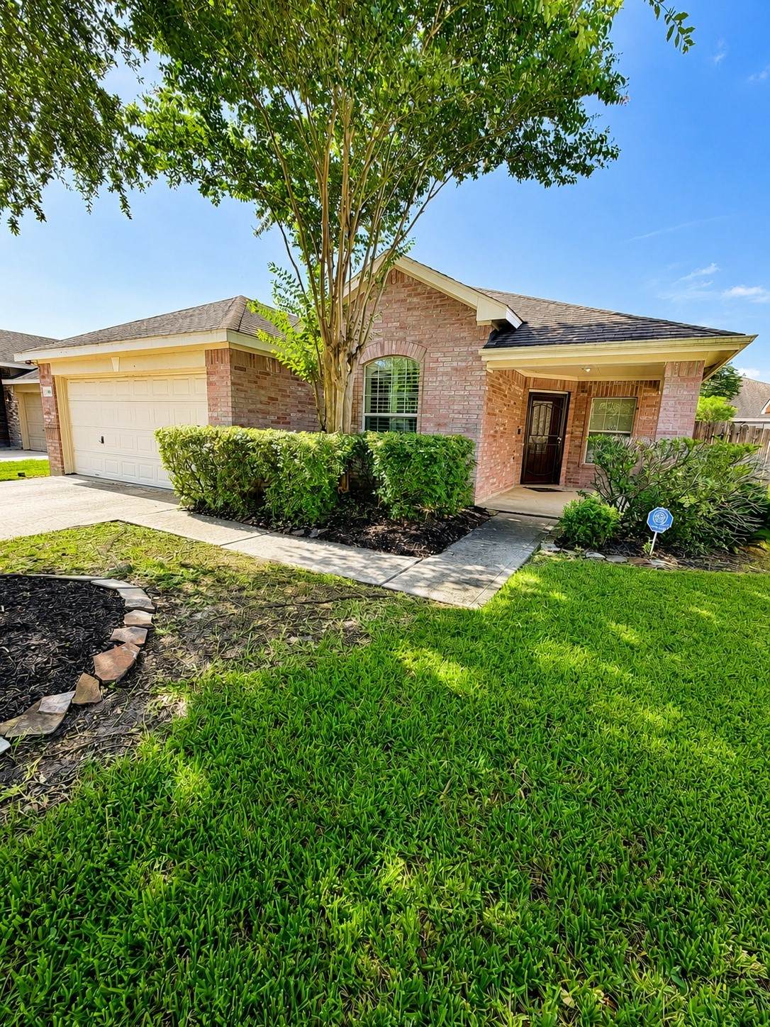 16002 Sonoma Park Drive - Photo 1