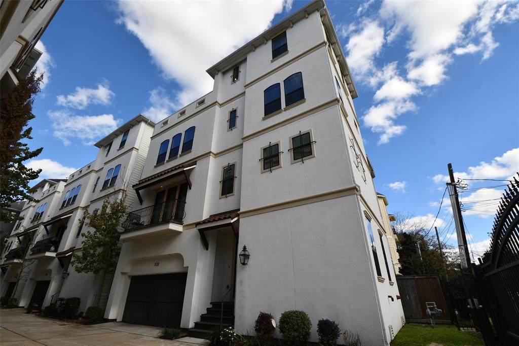 1131 15th 1/2 Street - Photo 1