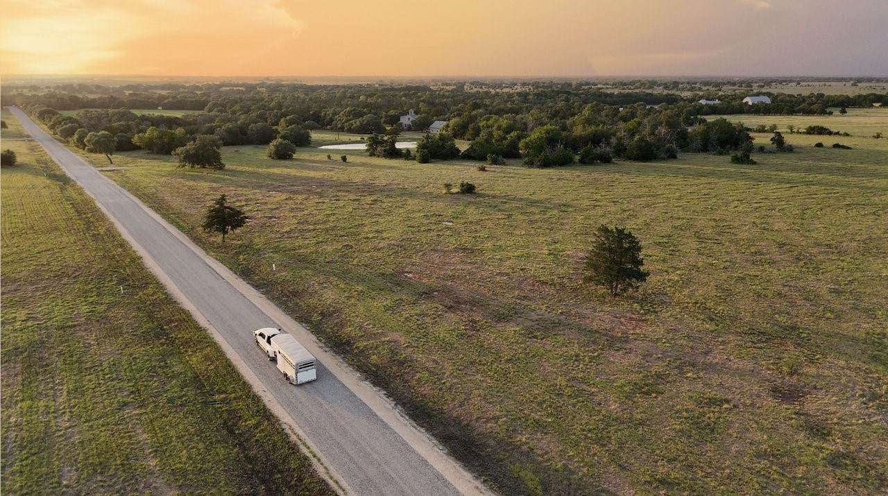 8 Round Top Farms Drive - Photo 1