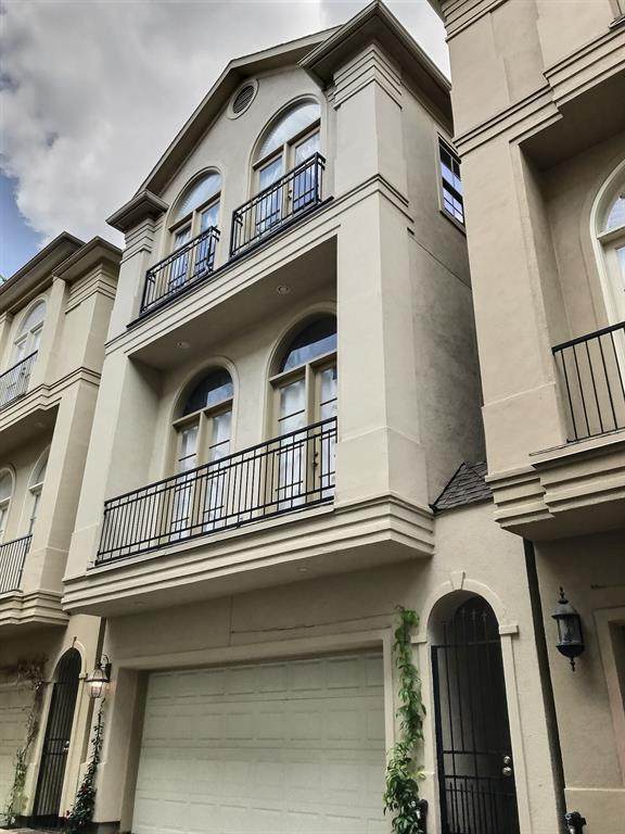 121 Dennis Street - Photo 1
