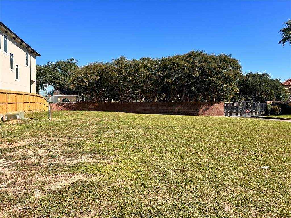 716 Harborside Way - Photo 1