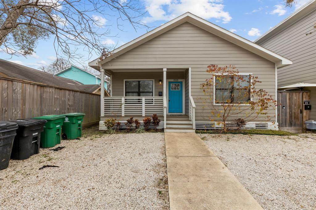 1555 Lawson Street - Photo 1