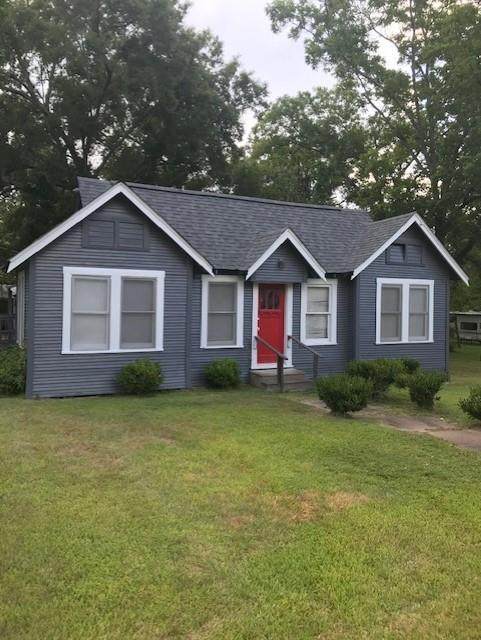 907 Drew Avenue - Photo 1