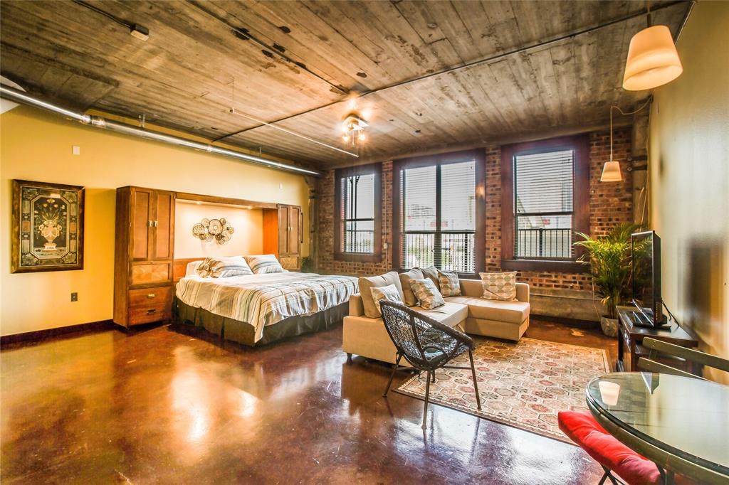 2205 Mckinney Street - Photo 1