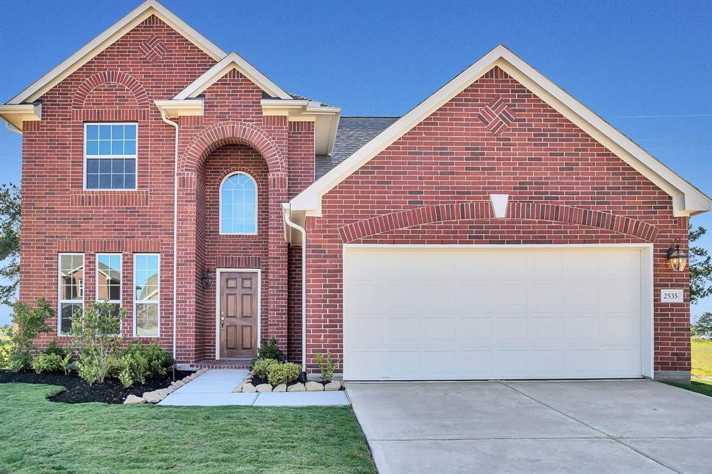 2535 Pines Pointe Drive - Photo 1