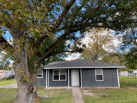 818 Baker Circle - Photo 1