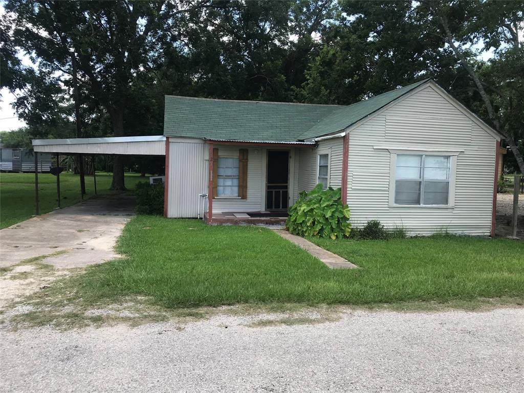 223 Avenue A - Photo 1
