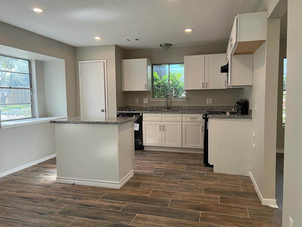 1934 Eastfield Drive - Photo 1